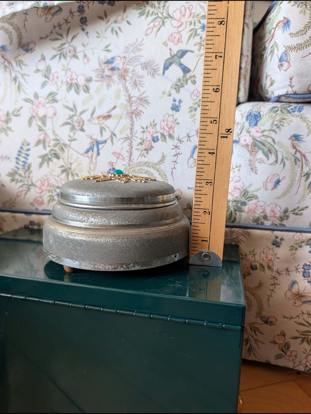 Vtg Musical Powder Container - Picture 6 of 8